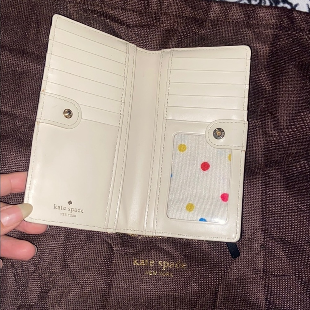 Kate spade ♠️ wallet - Picture 4 of 5